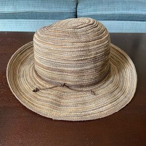 Scala tenth street Sun Hat - NWOT - one size